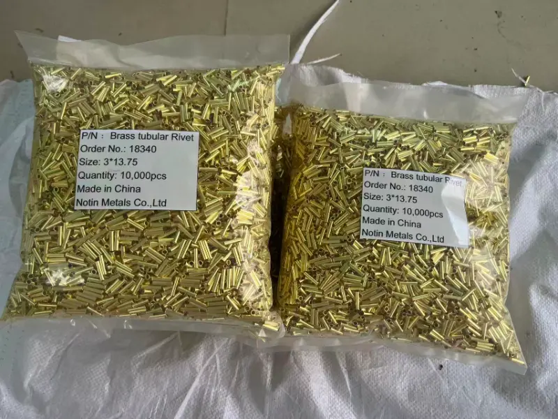 Pedido de amostra de rebites tubulares destinado ao Reino Unido