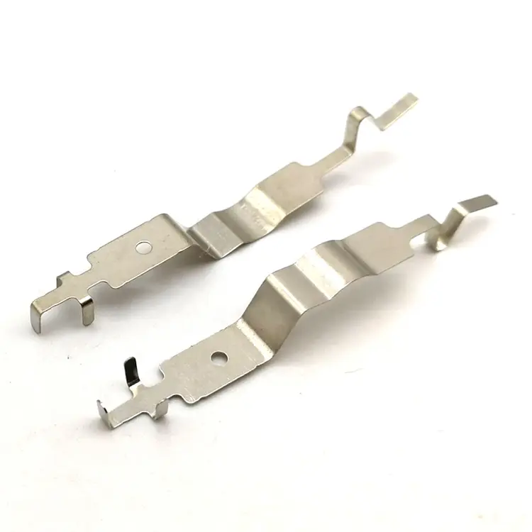 Peças de estampagem de metal